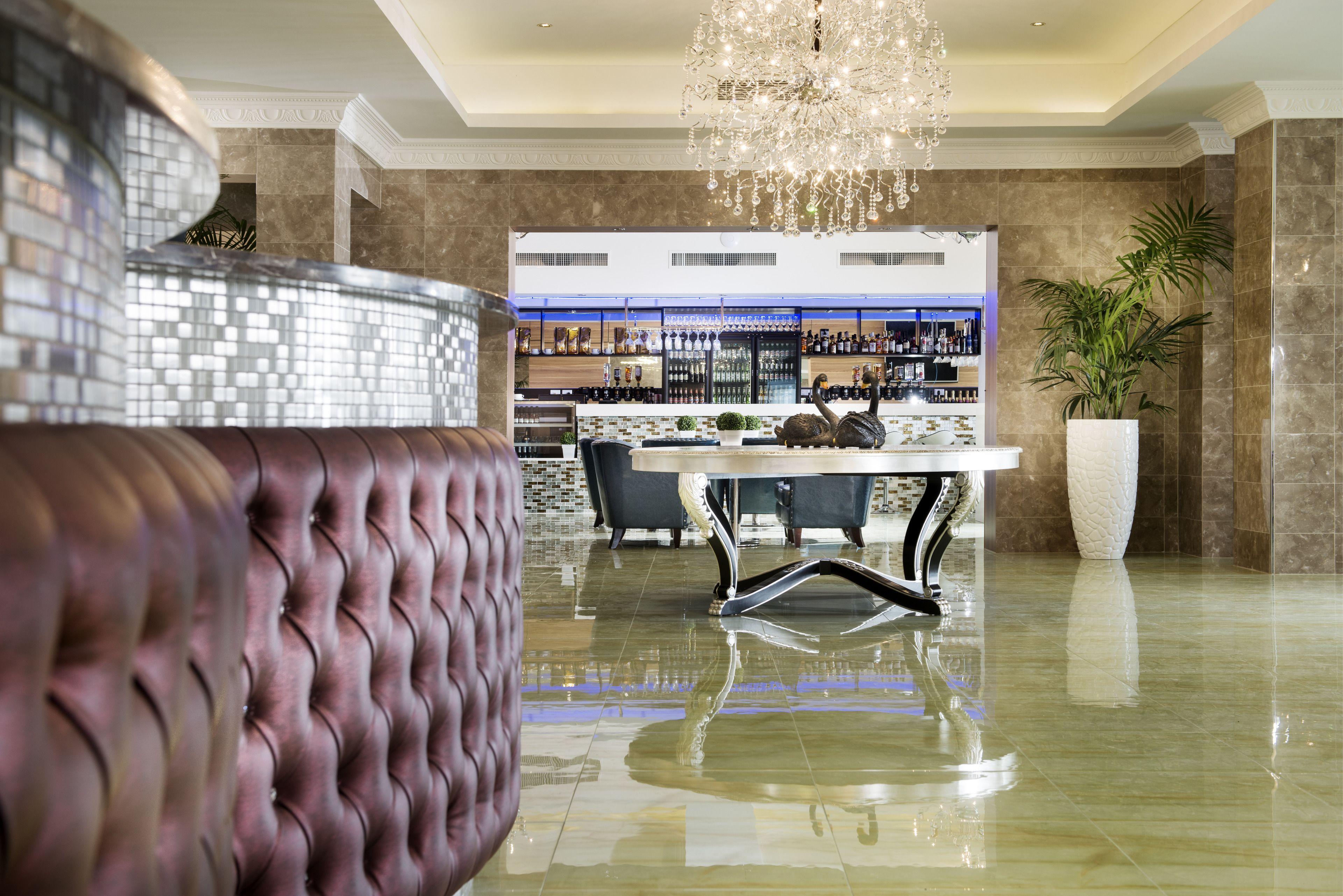 Swan River Hotel — Photos 3